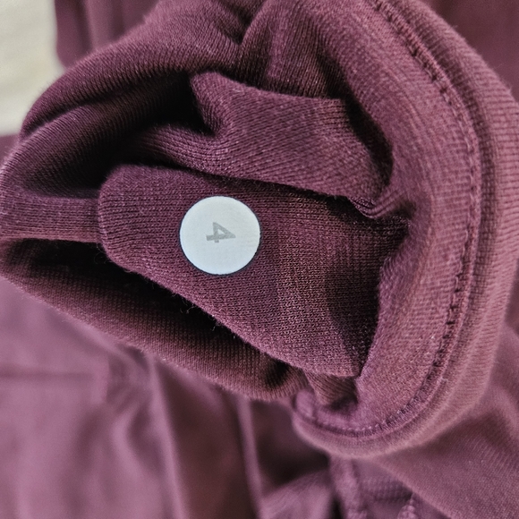 COPY - Lululemon Gather and Crow High-Rise Crop Leggings Size 4 in Burgundy/Plum - Picture 8 of 8